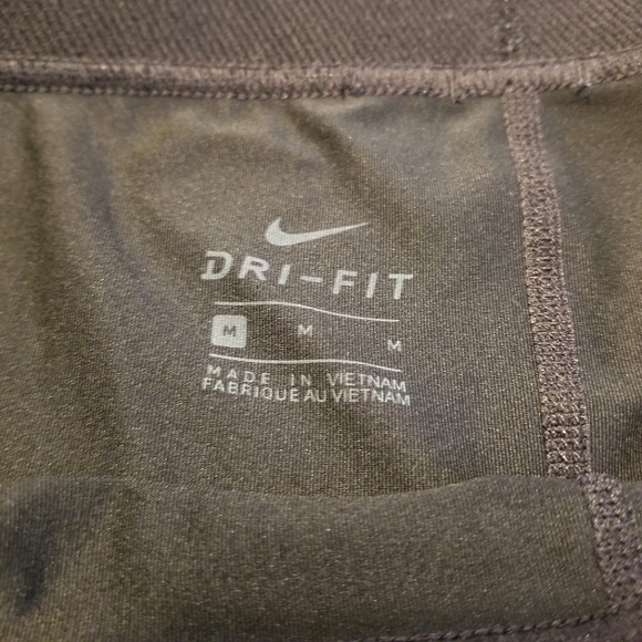 Nike Pro Dri-Fit Capris - Picture 5 of 5